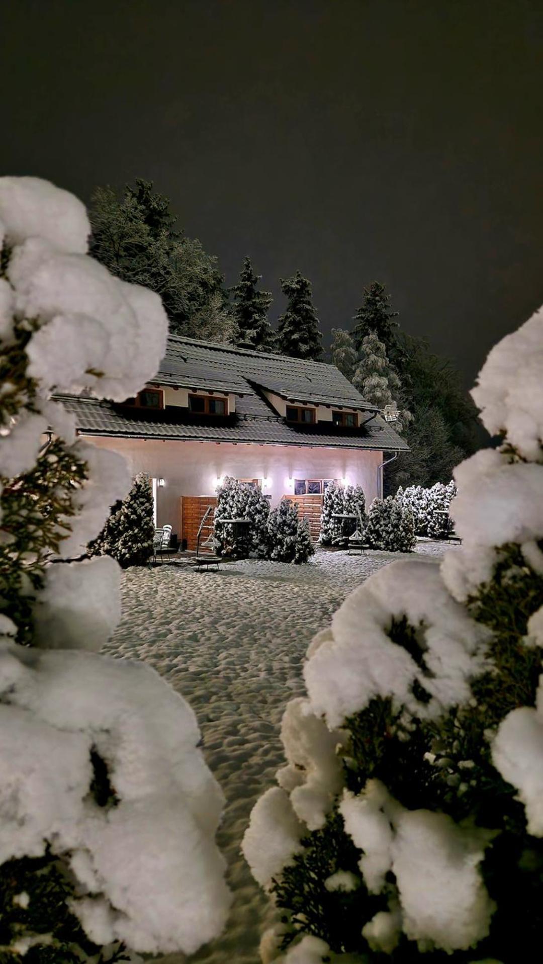 Widokowo - Domki Z Widokiem Na Sniezke Z Jacuzzi I Sauna Карпач Экстерьер фото